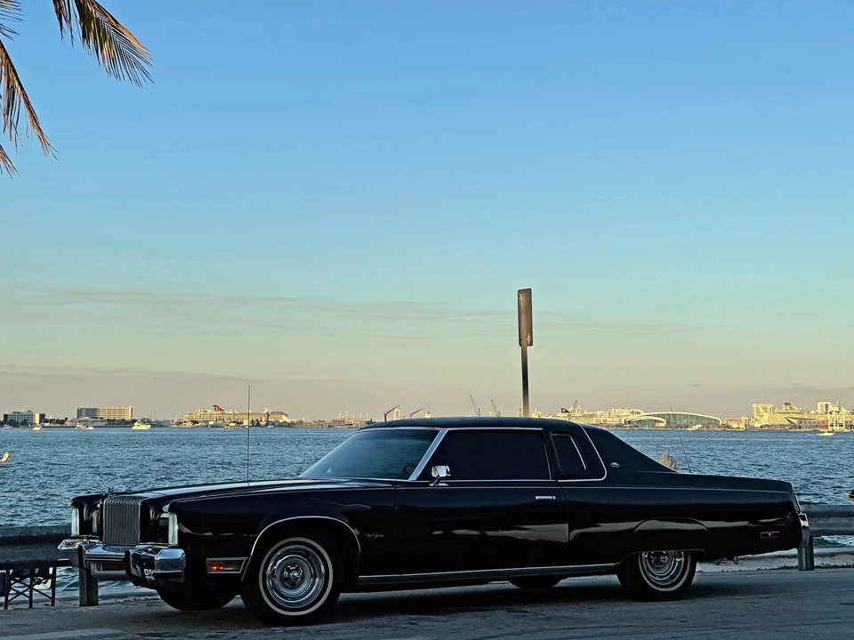1977 Chrysler New Yorker - Image 14 of 31