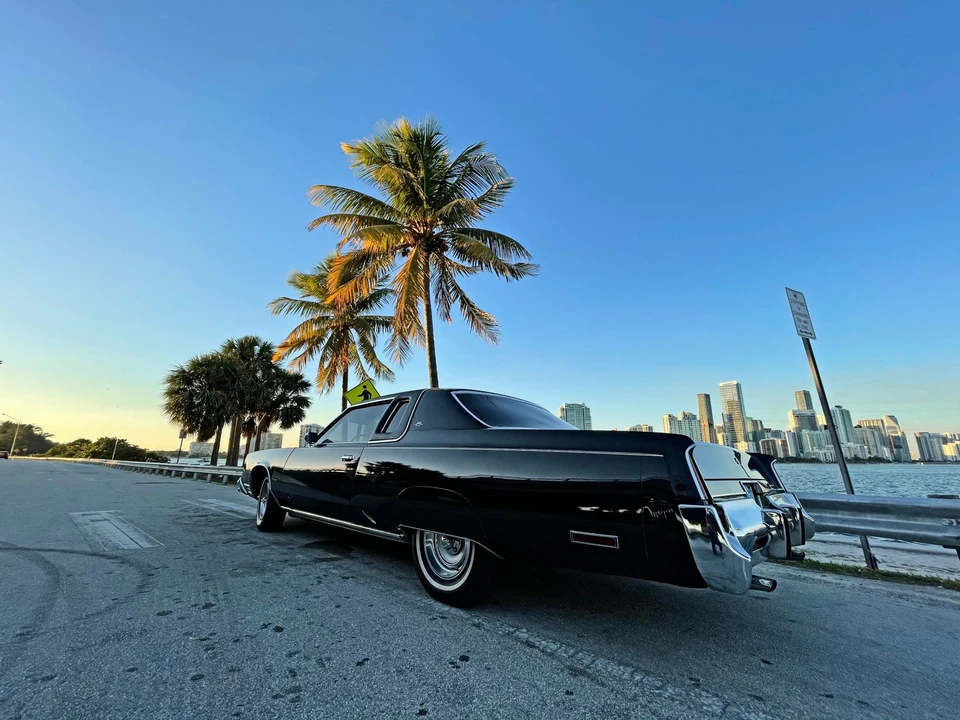 1977 Chrysler New Yorker - Image 24 of 31