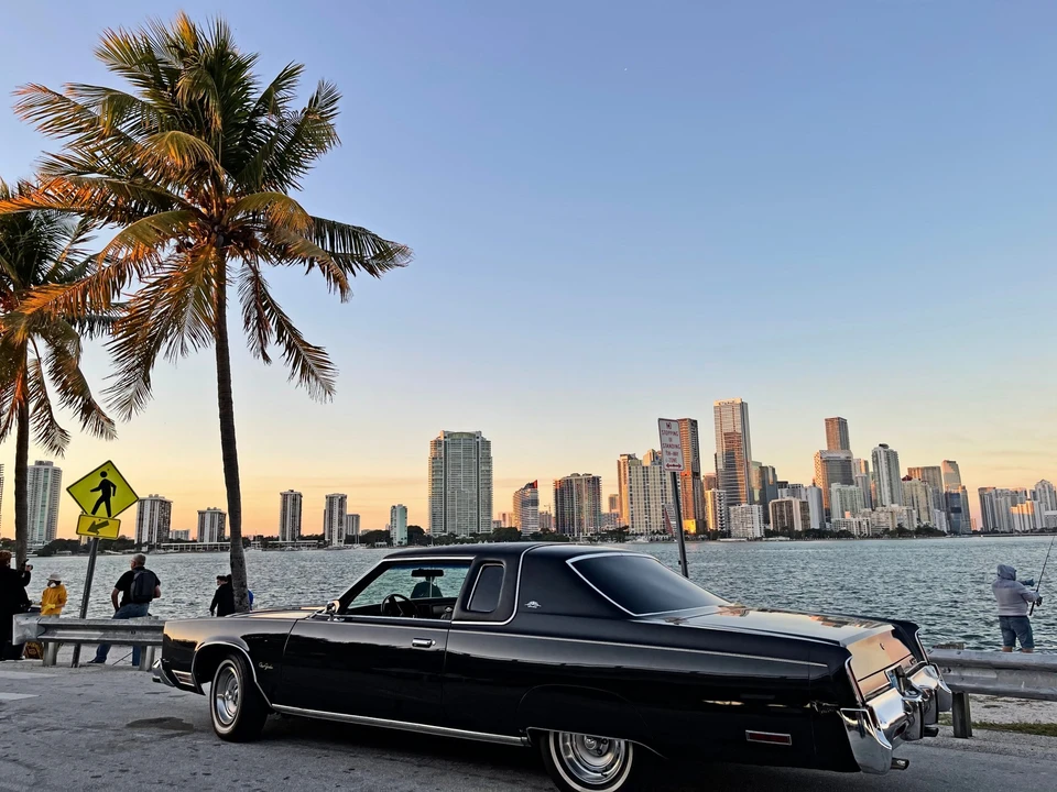 1977 Chrysler New Yorker - Image 18 of 31
