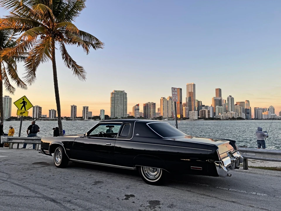 1977 Chrysler New Yorker - Image 19 of 31
