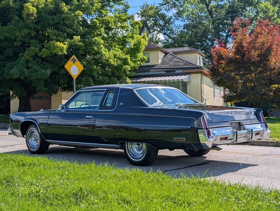 1977 Chrysler New Yorker - Image 15 of 16