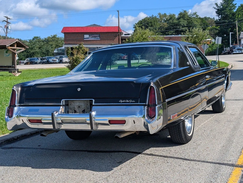 1977 Chrysler New Yorker - Image 10 of 16