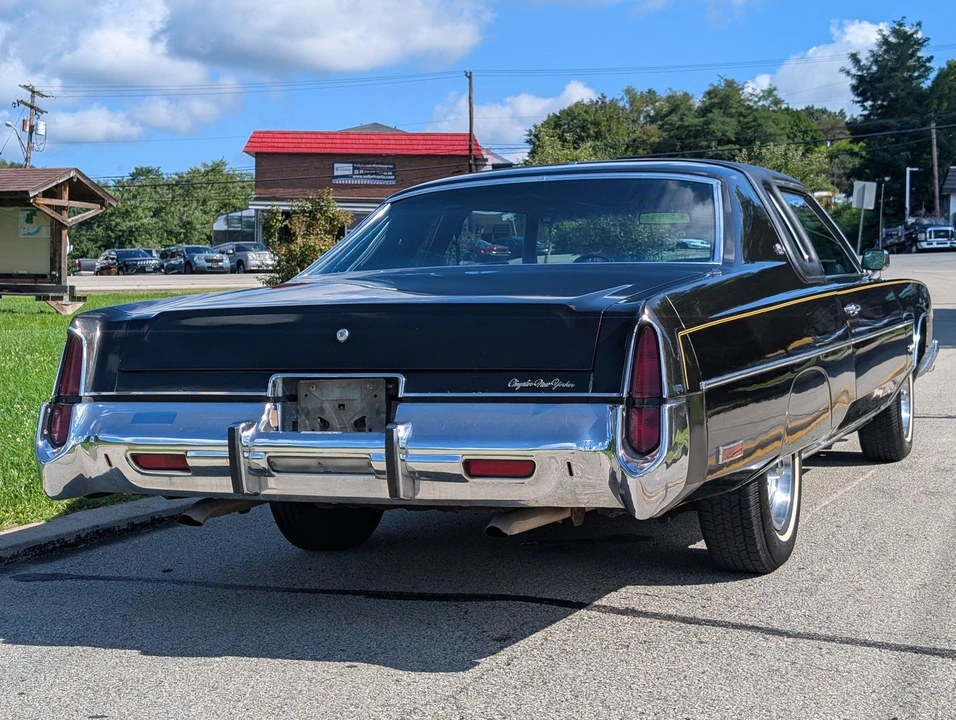 1977 Chrysler New Yorker - Image 11 of 16