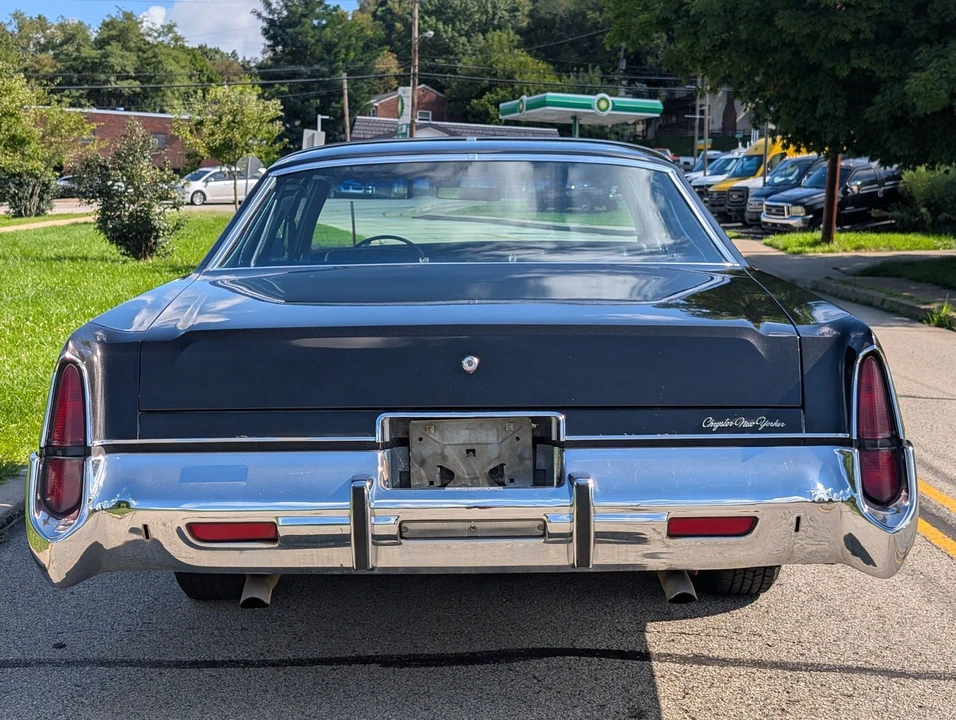 1977 Chrysler New Yorker - Image 12 of 16
