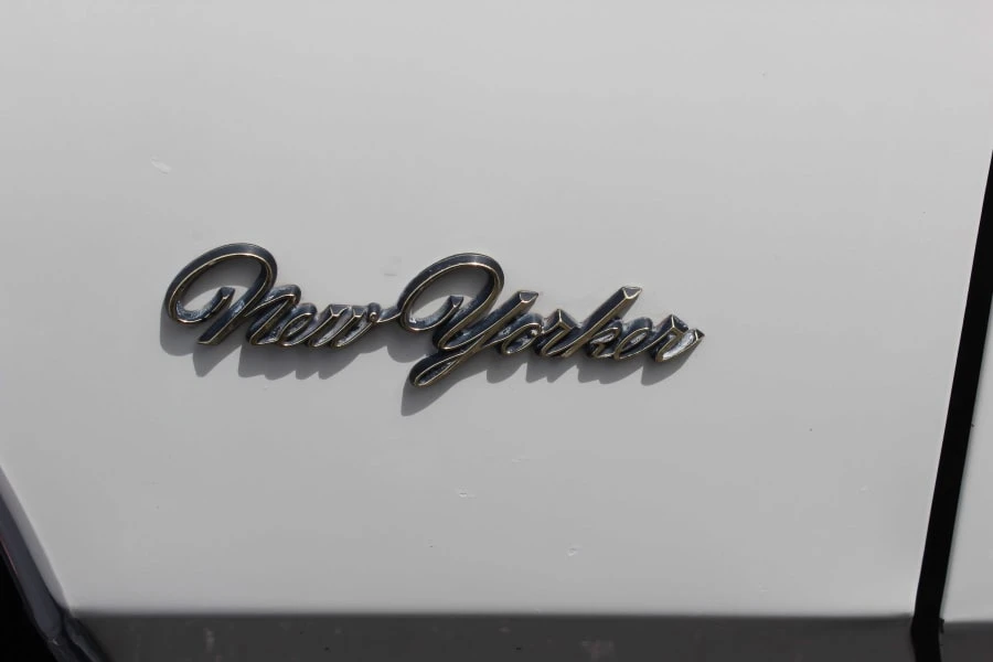1977 Chrysler New Yorker - Image 10 of 22