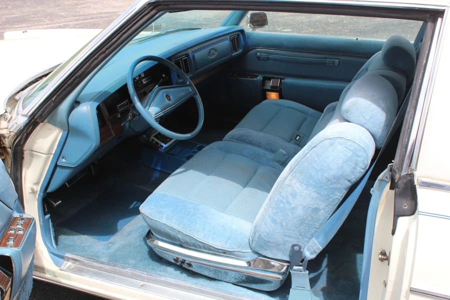 1977 Chrysler New Yorker - Image 11 of 22