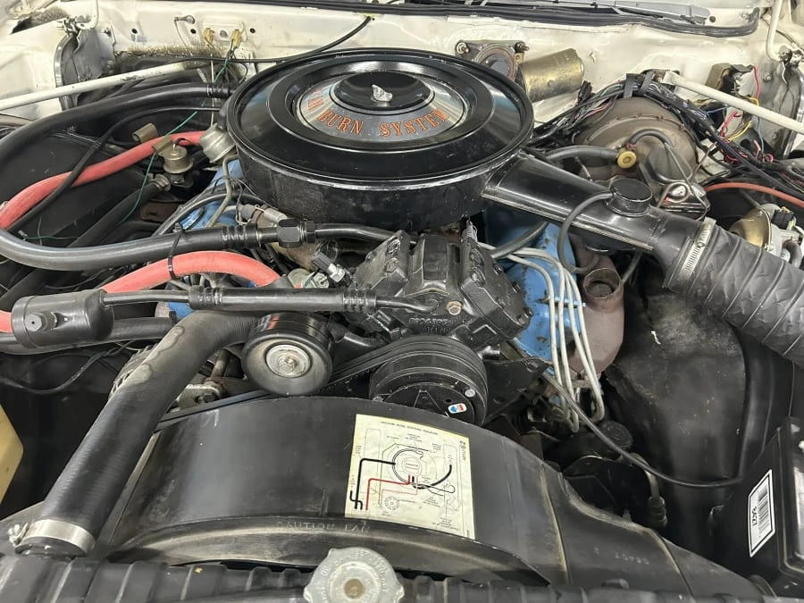 1977 Chrysler New Yorker - Image 18 of 18