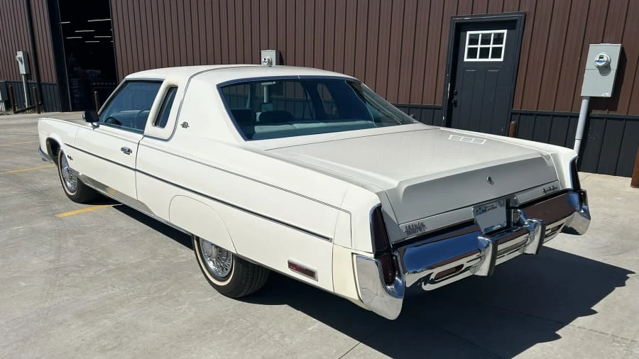 1977 Chrysler New Yorker - Image 7 of 18