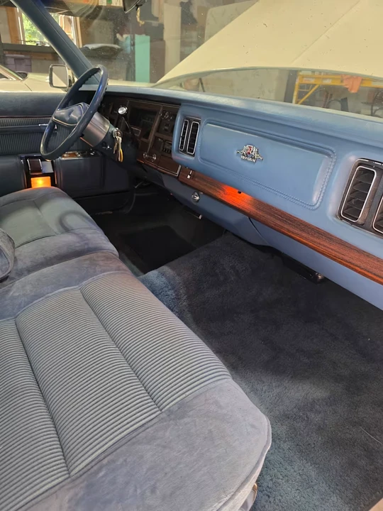 1977 Chrysler New Yorker - Image 13 of 15