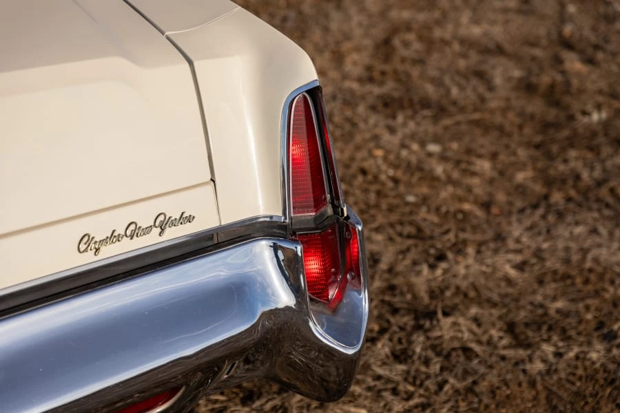 1977 Chrysler New Yorker - Image 9 of 30
