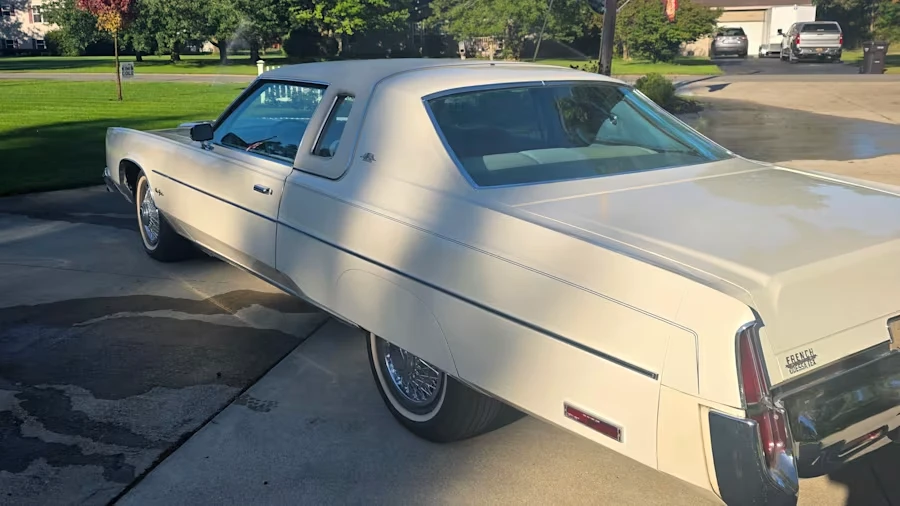 1977 Chrysler New Yorker - Image 6 of 15
