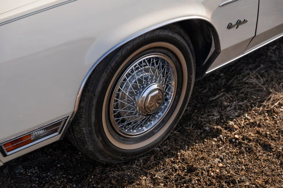 1977 Chrysler New Yorker - Image 16 of 30