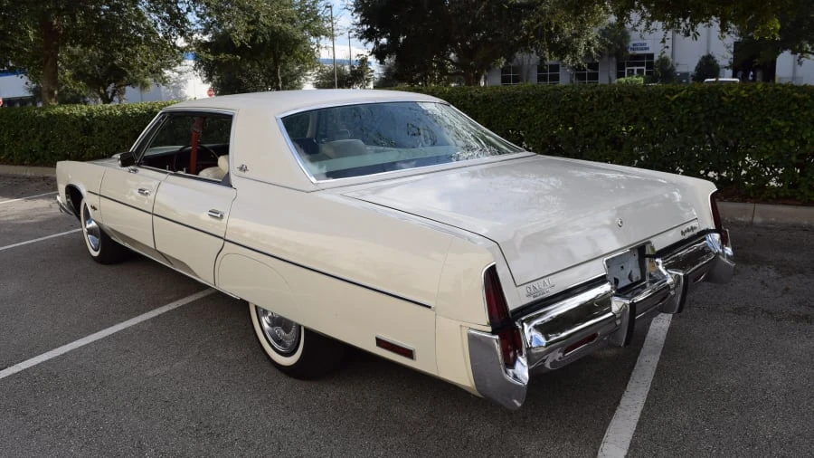 1977 Chrysler New Yorker - Image 3 of 12