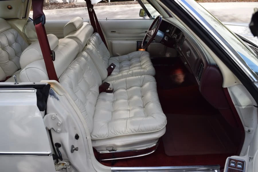 1977 Chrysler New Yorker - Image 6 of 12