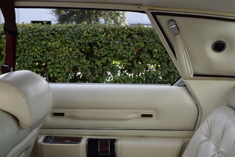 1977 Chrysler New Yorker - Image 8 of 12