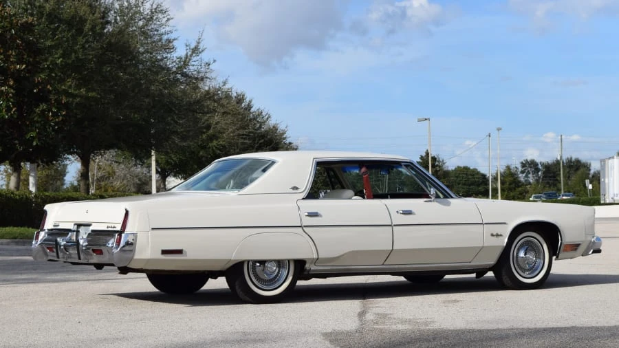 1977 Chrysler New Yorker - Image 12 of 12