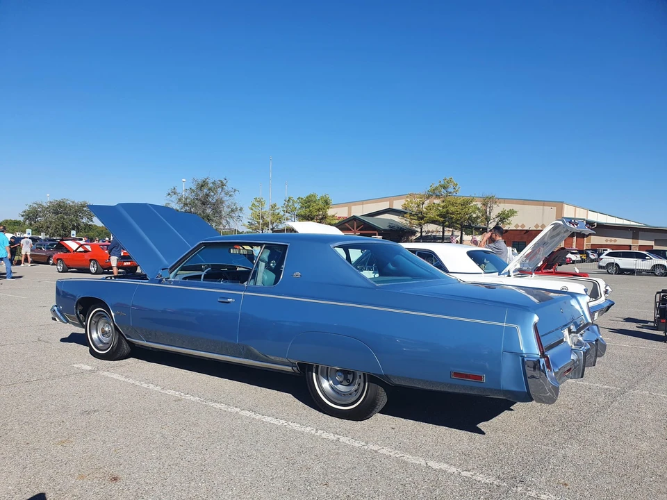 1977 Chrysler New Yorker - Image 27 of 31