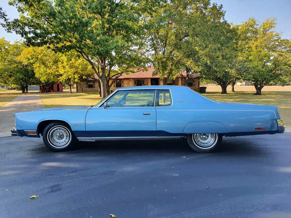 1977 Chrysler New Yorker - Image 15 of 31