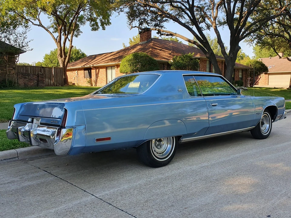 1977 Chrysler New Yorker - Image 9 of 31