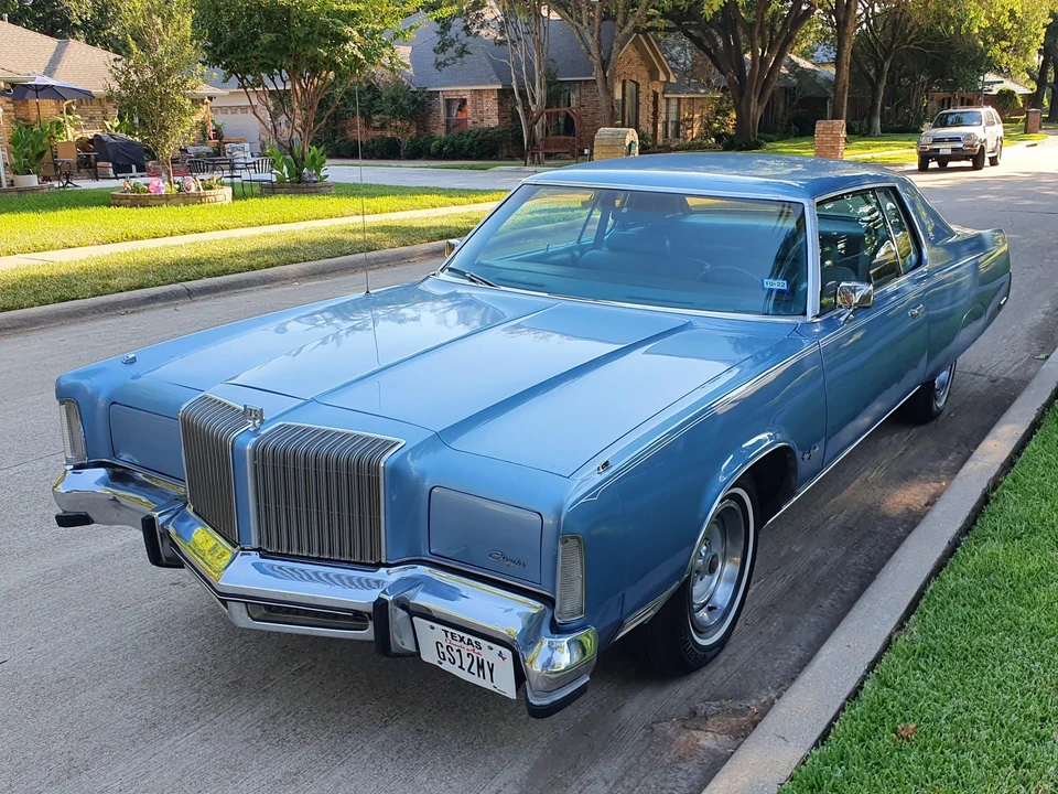 1977 Chrysler New Yorker - Image 2 of 31