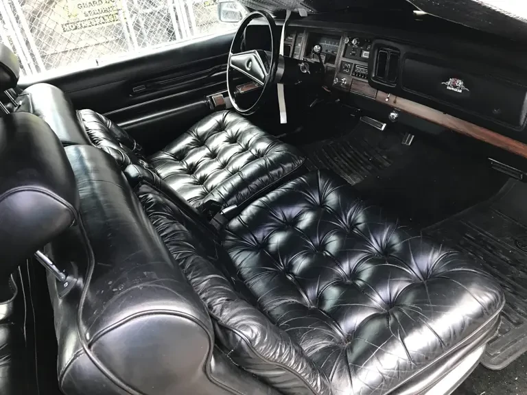 1977 Chrysler New Yorker - Image 9 of 20