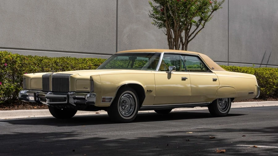 1977 Chrysler New Yorker - Image 12 of 31