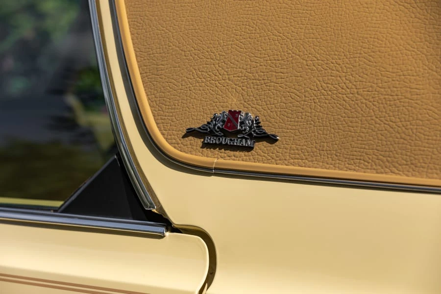 1977 Chrysler New Yorker - Image 9 of 31