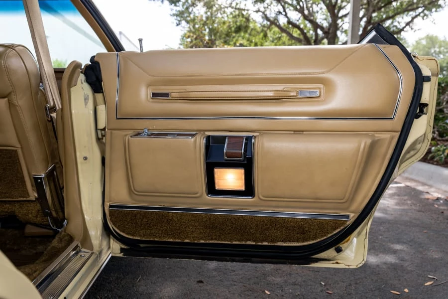 1977 Chrysler New Yorker - Image 31 of 31