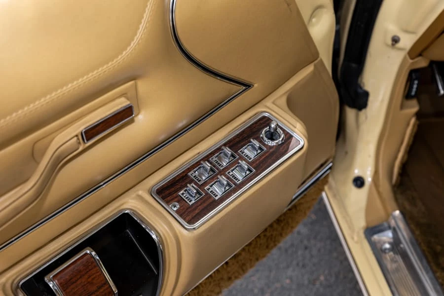1977 Chrysler New Yorker - Image 20 of 31