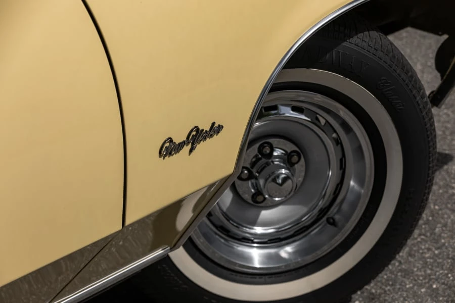 1977 Chrysler New Yorker - Image 8 of 31