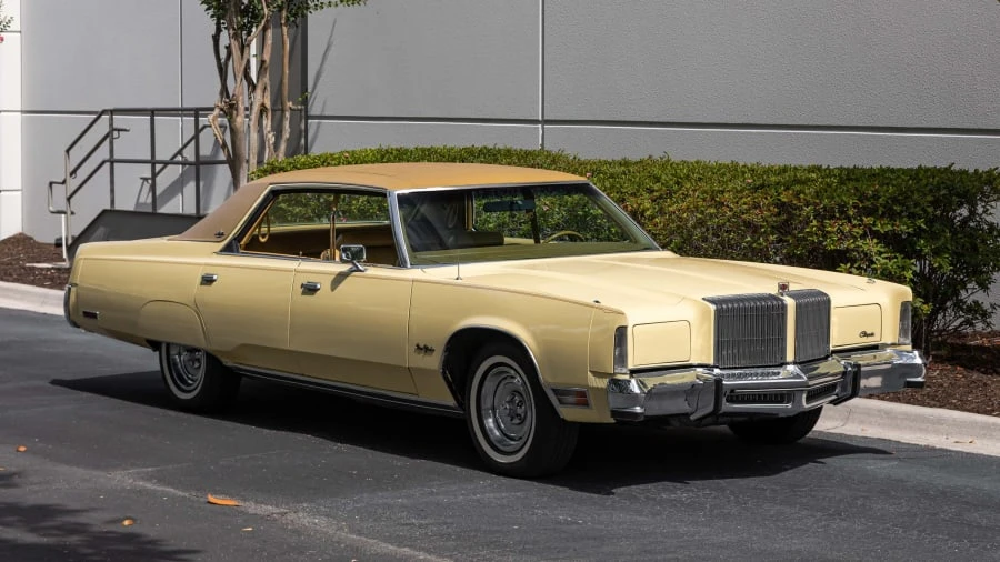 1977 Chrysler New Yorker - Image 5 of 31