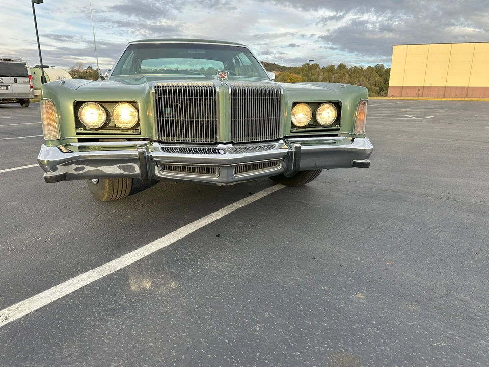 1977 Chrysler New Yorker - Image 29 of 31