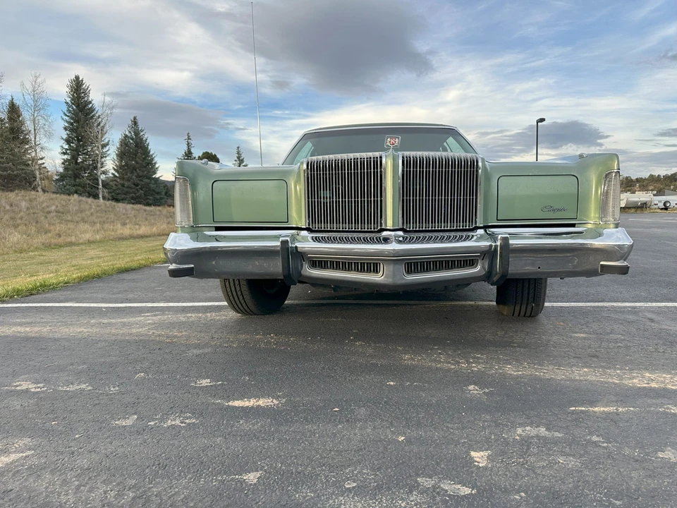 1977 Chrysler New Yorker - Image 11 of 31