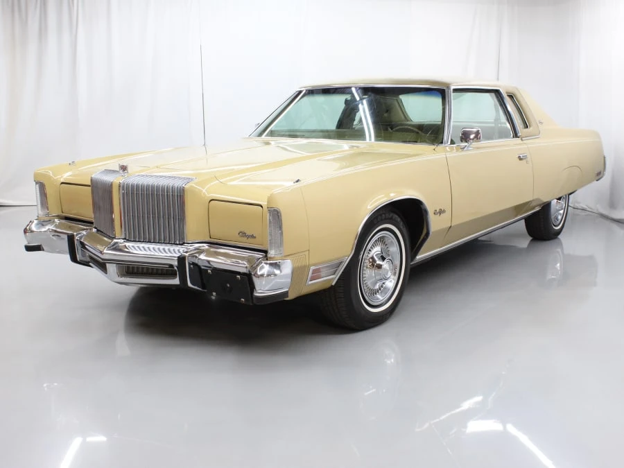 1977 Chrysler New Yorker - Image 8 of 17