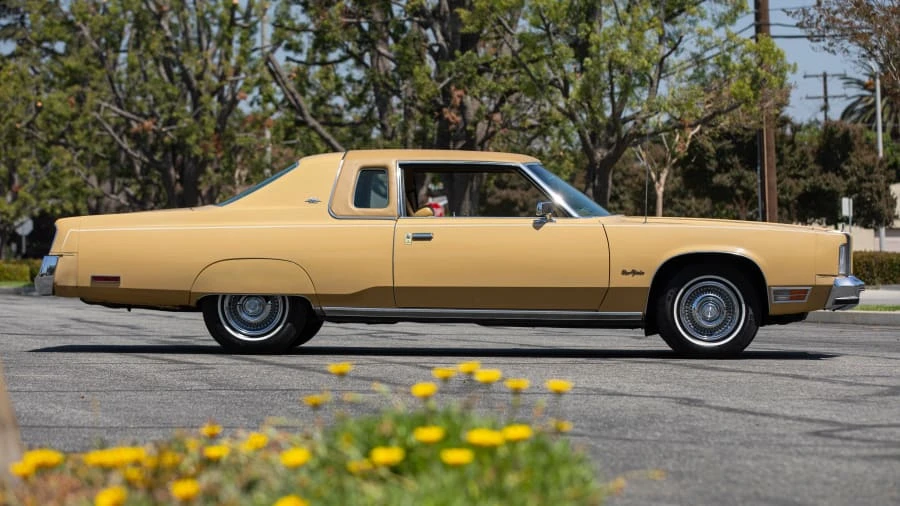 1977 Chrysler New Yorker - Image 8 of 28