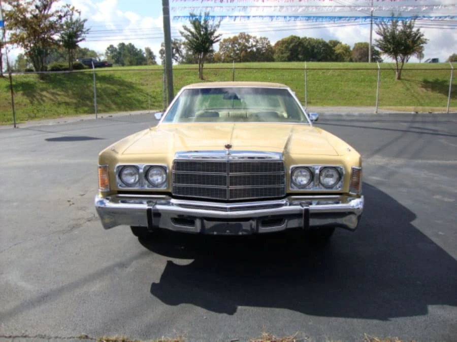 1977 Chrysler Newport - Image 9 of 9