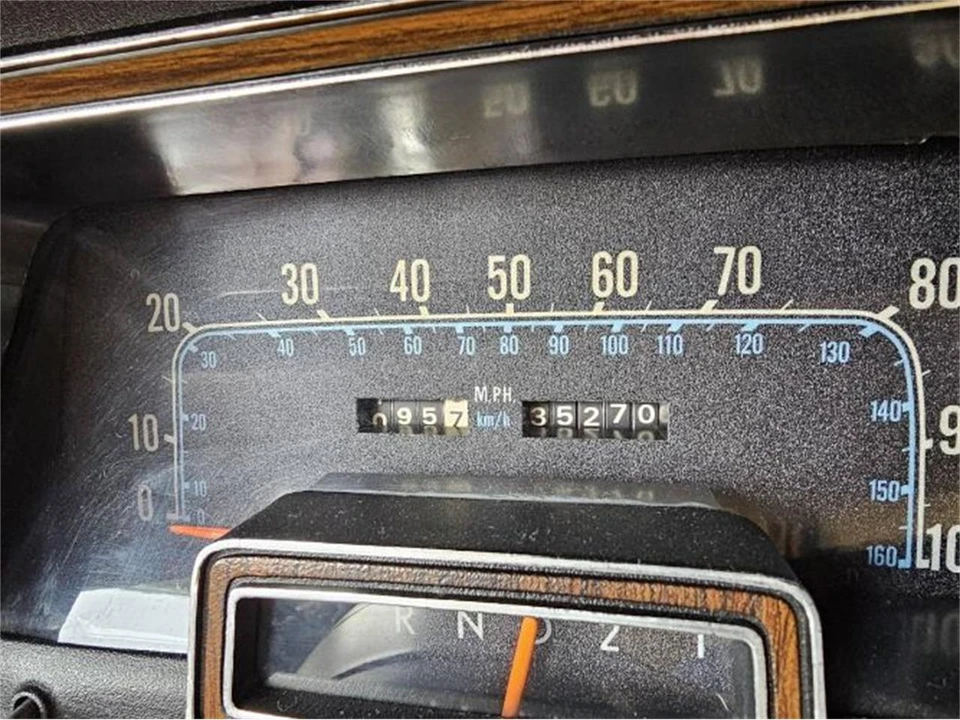 1977 Chrysler Newport - Image 7 of 18