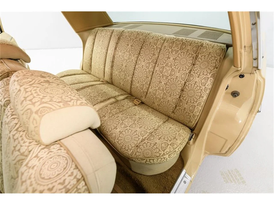 1977 Chrysler Newport - Image 28 of 31