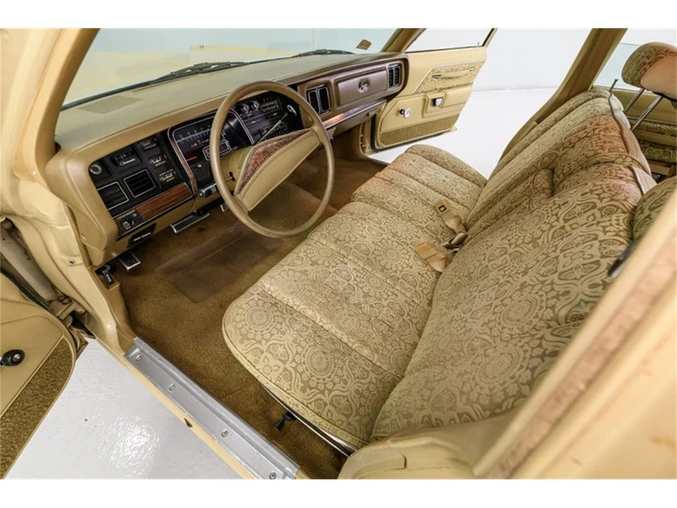 1977 Chrysler Newport - Image 14 of 31