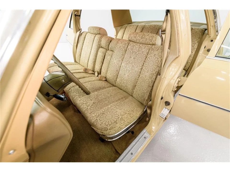1977 Chrysler Newport - Image 26 of 31