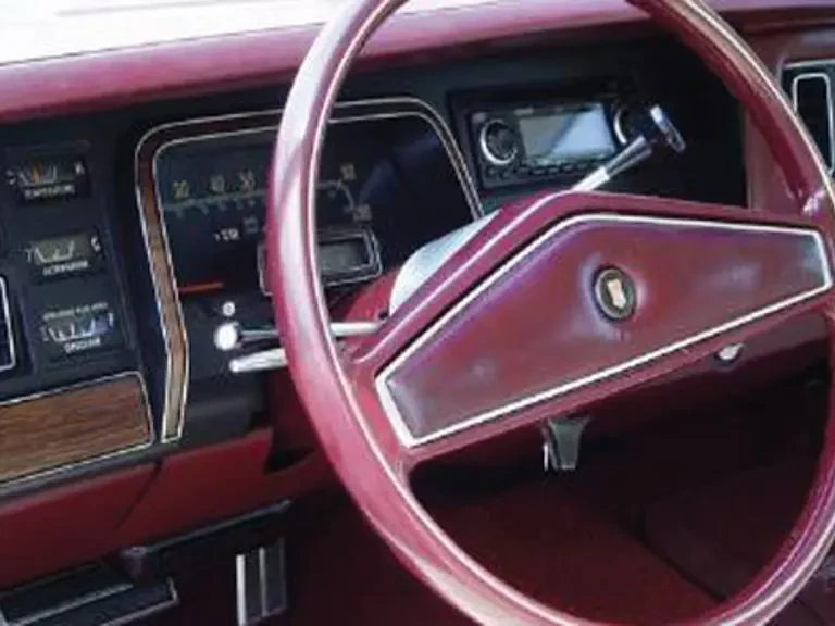 1977 Chrysler Newport - Image 3 of 9