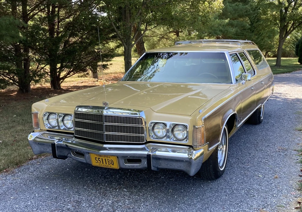 1977 Chrysler Town & Country - Image 16 of 31