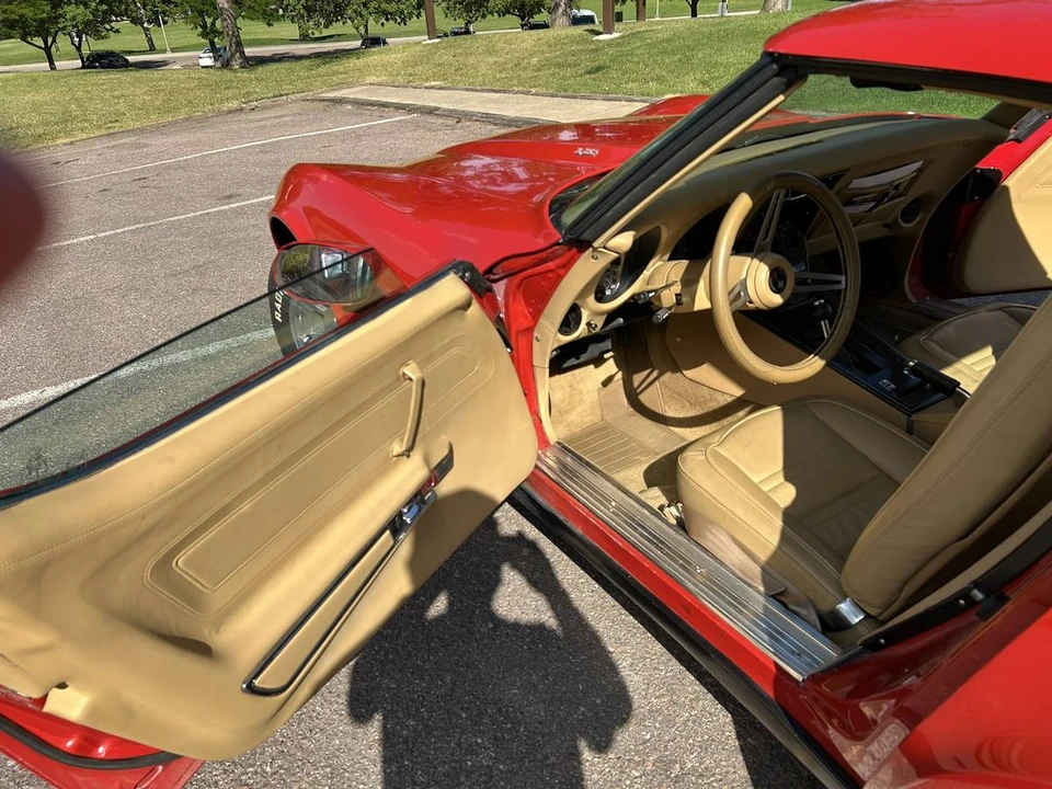 1977 Chevrolet Corvette C3 - Image 6 of 13