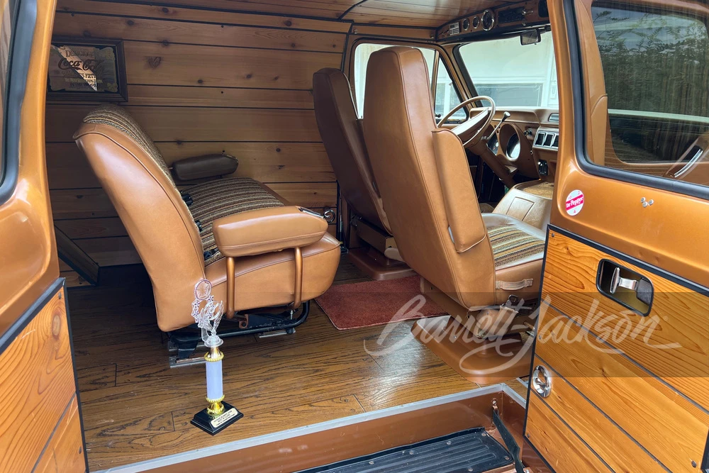 1977 Dodge Ram Van - Image 16 of 18
