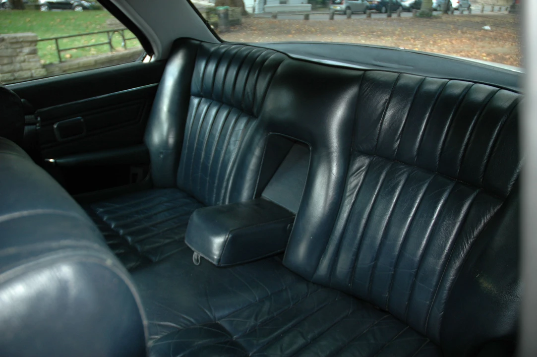 1977 Daimler - Image 2 of 5