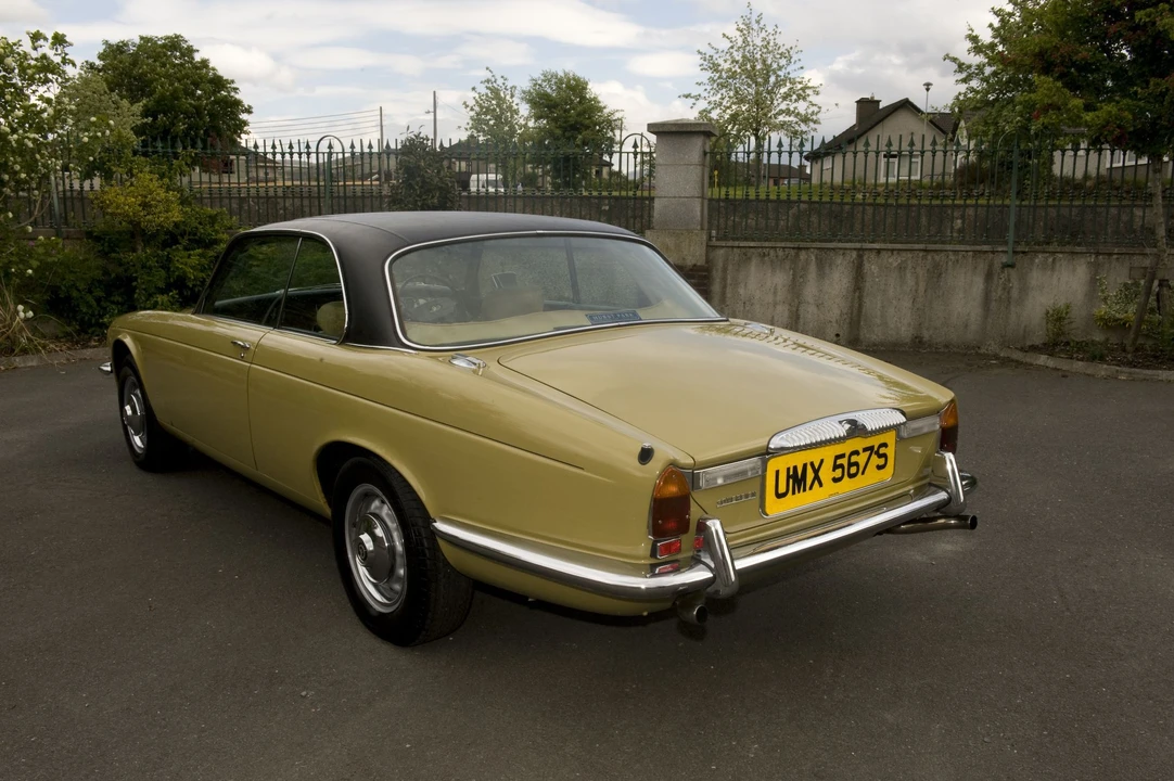 1977 Daimler - Image 10 of 11