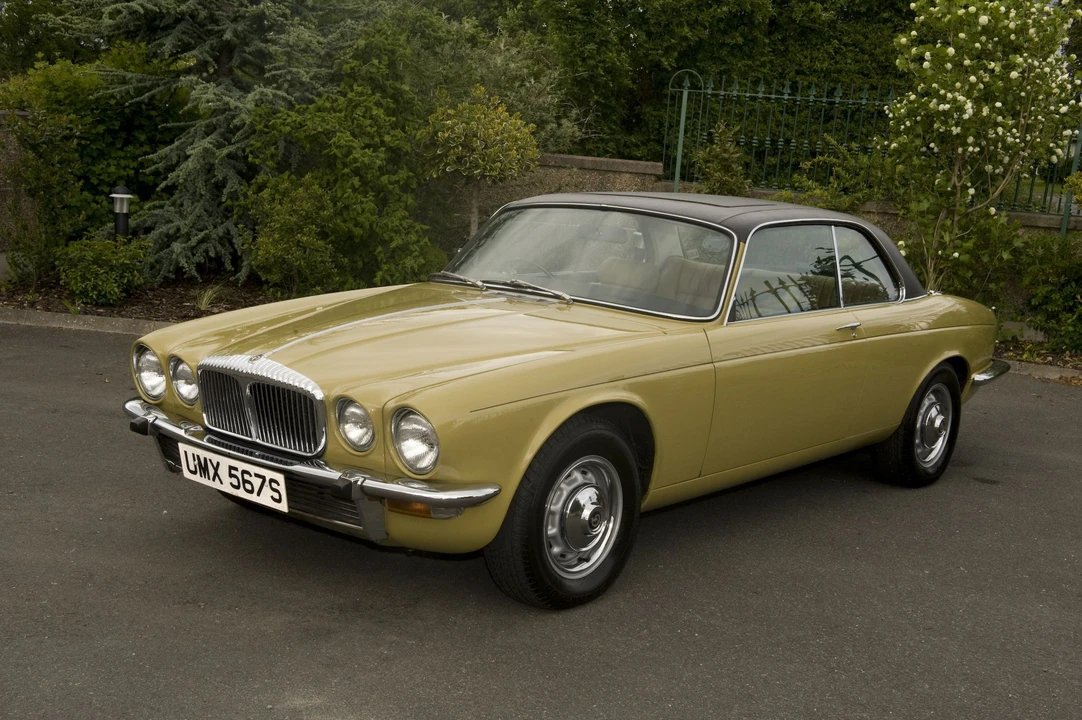 1977 Daimler - Image 9 of 11
