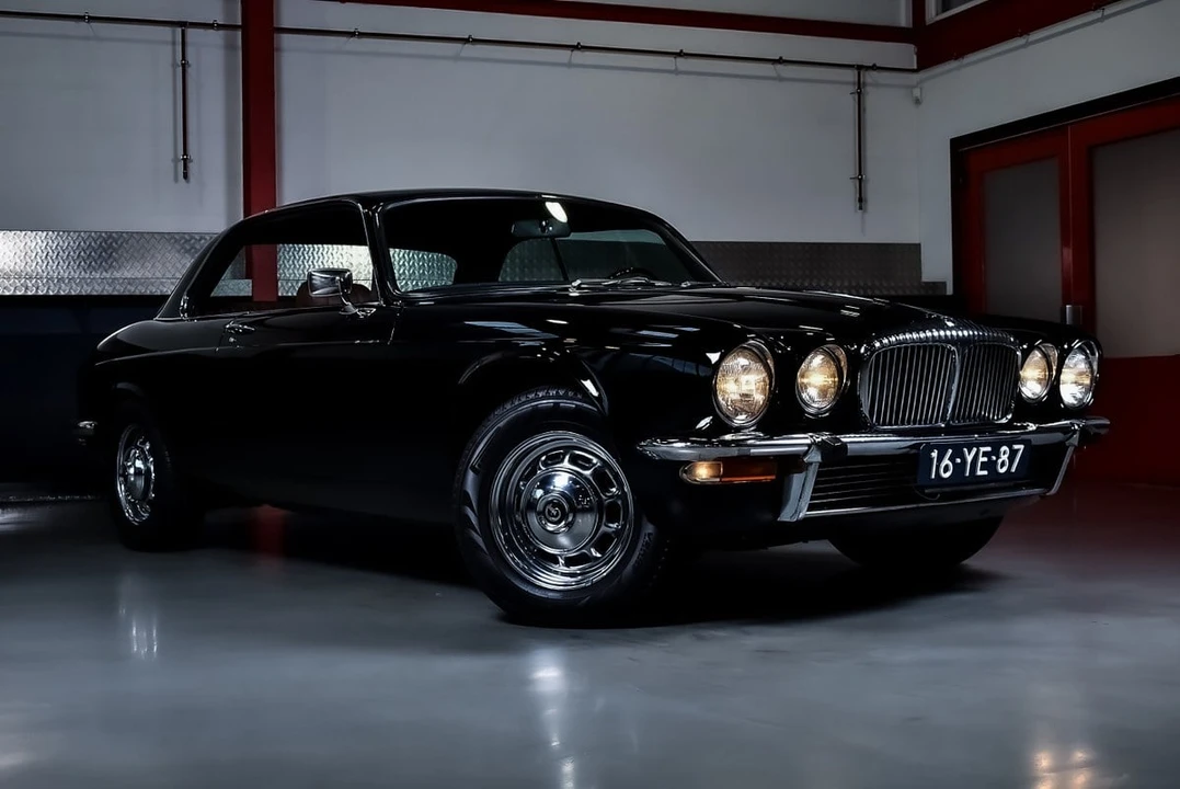 1977 Daimler - Image 20 of 30