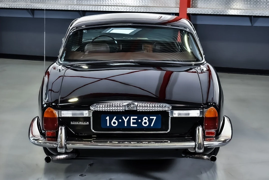 1977 Daimler - Image 28 of 30
