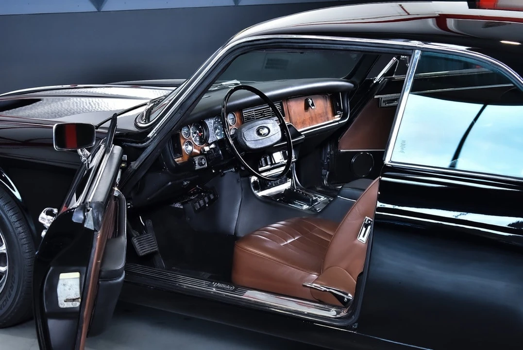 1977 Daimler - Image 4 of 30